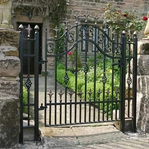 Elegant mild steel garden gate and boundary railing design